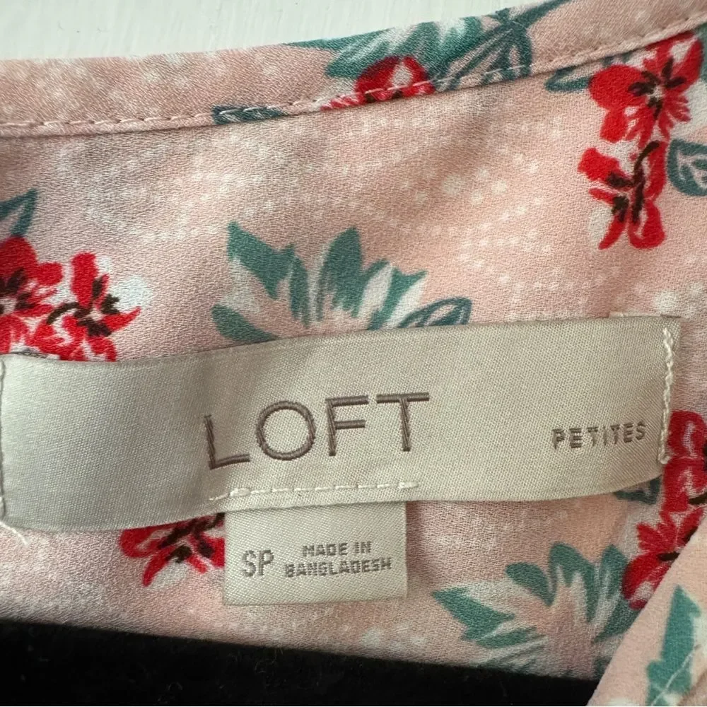 LOFT Petite Small Spring Leaf Flutter Shell Floral Blouse - Pink Red Green